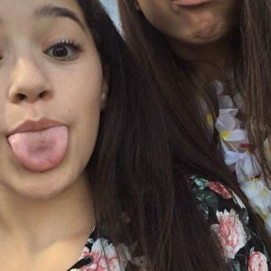 Meet your Posher, Carissa